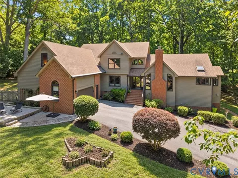 Exterior - 3201 Saint Stephens Way, Midlothian, VA 23113 photo 2 of 11