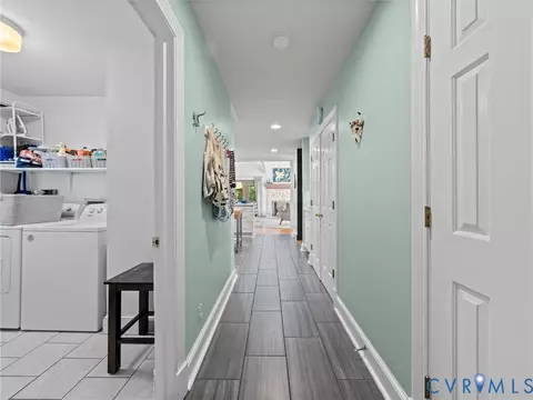 Entry Way - 3201 Saint Stephens Way, Midlothian, VA 23113 photo 4 of 7