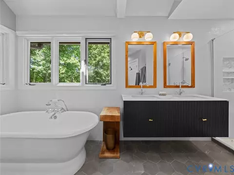 Bath - 3201 Saint Stephens Way, Midlothian, VA 23113 photo 5 of 8