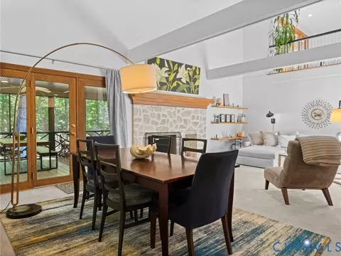 Dining - 3201 Saint Stephens Way, Midlothian, VA 23113 photo 2 of 3