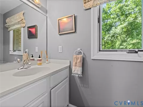 Bath - 3201 Saint Stephens Way, Midlothian, VA 23113 photo 1 of 8