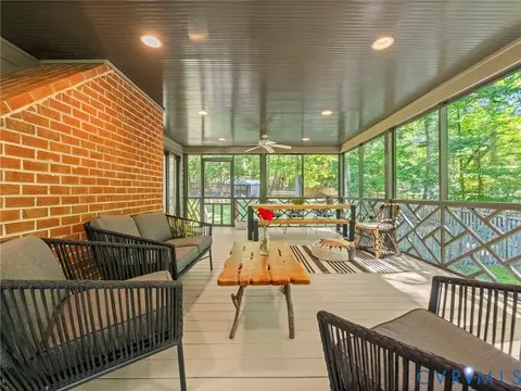 Exterior - 3201 Saint Stephens Way, Midlothian, VA 23113 photo 9 of 11