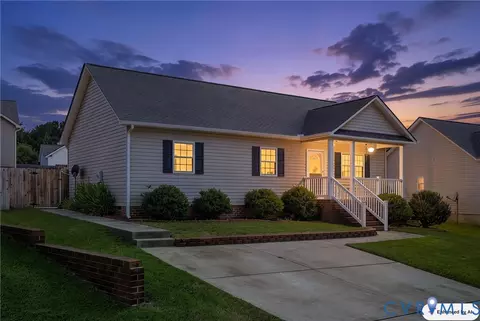 618 Yellowstone Dr, Hopewell, VA 23860