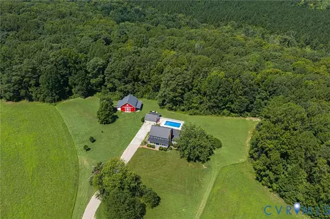 1183 Brizendine Ln, Dunnsville, VA 22454