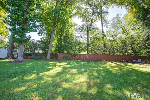 Exterior - 4327 Wakefield Rd, Richmond, VA 23235 photo 5 of 14