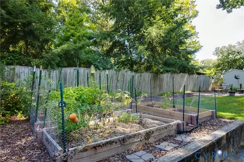 Exterior - 4327 Wakefield Rd, Richmond, VA 23235 photo 11 of 14