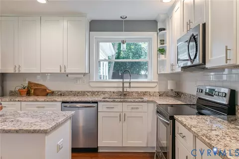 Kitchen - 4327 Wakefield Rd, Richmond, VA 23235 photo 4 of 6