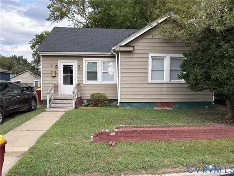 211 N Crater Rd, Petersburg, VA 23803