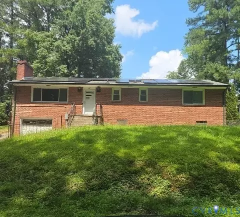 453 Forest Ln, Petersburg, VA 23805