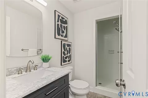 Bath - 2816 Skipton Rd, Richmond, VA 23225 photo 1 of 7