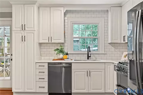 Kitchen - 2816 Skipton Rd, Richmond, VA 23225 photo 8 of 10
