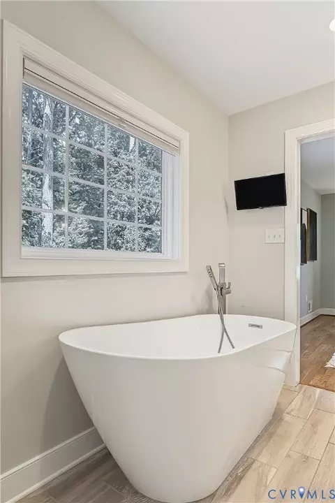 Bath - 2816 Skipton Rd, Richmond, VA 23225 photo 7 of 7