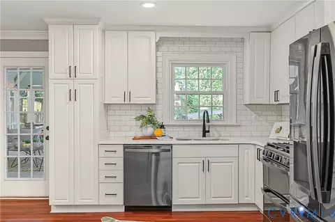 Kitchen - 2816 Skipton Rd, Richmond, VA 23225 photo 4 of 10