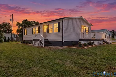 36 Bundick Rd, Lottsburg, VA 22511