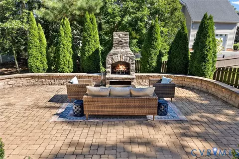 Exterior - 3507 Evershot Dr, Midlothian, VA 23112 photo 7 of 14