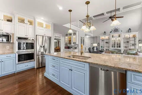 Kitchen - 1226 Indiantown Rd, Weems, VA 22576 photo 6 of 10