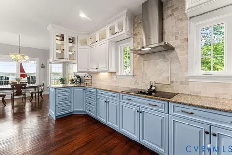 Kitchen - 1226 Indiantown Rd, Weems, VA 22576 photo 9 of 10