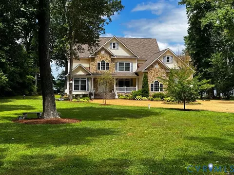 Exterior - 1226 Indiantown Rd, Weems, VA 22576 photo 2 of 6