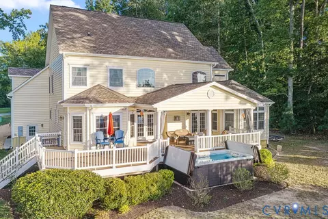 Exterior - 1226 Indiantown Rd, Weems, VA 22576 photo 6 of 6