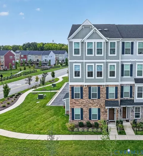9271 Magellan Pkwy #B, Glen Allen, VA 23060