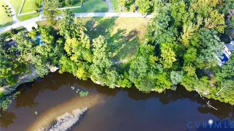 200 Swift Creek Ln, South Chesterfield, VA 23834
