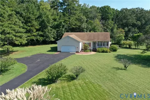 14181 Chula Rd, Amelia Court House, VA 23002