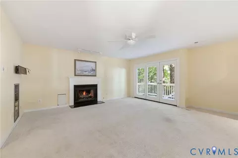 Living - 3211 Regatta Pointe Ct, Midlothian, VA 23112 photo 6 of 8