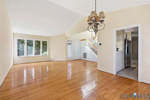 Living - 3211 Regatta Pointe Ct, Midlothian, VA 23112 photo 5 of 8