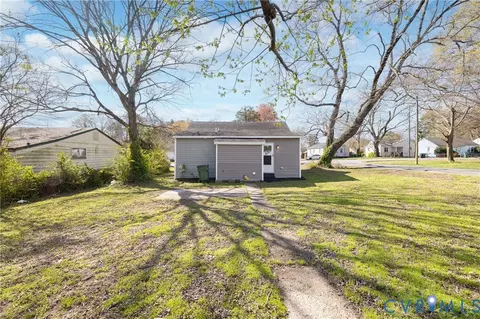 Exterior - 2127 Wright Ave, Richmond, VA 23224 photo 2 of 2