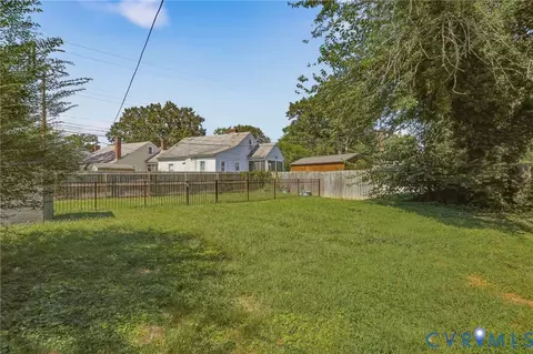 Exterior - 3704 Patrick Ave, Richmond, VA 23222 photo 6 of 8