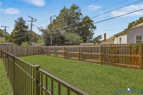 Exterior - 3704 Patrick Ave, Richmond, VA 23222 photo 7 of 8