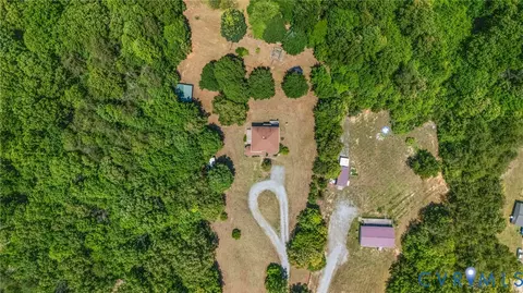 89 Johnson Station Rd, Dillwyn, VA 23936