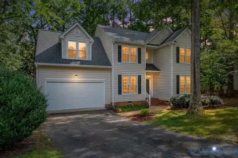9365 Windsor Shade Dr, Mechanicsville, VA 23116