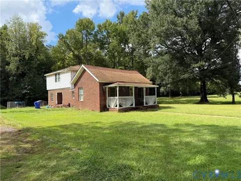 829 Hosier Rd, Suffolk, VA 23434 photo 2