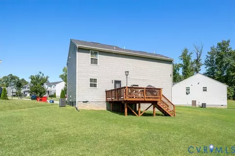 Exterior - 7624 Lower Falls Ct, Richmond, VA 23237 photo 8 of 11