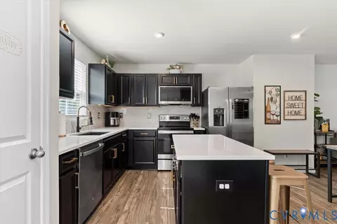 Kitchen - 7624 Lower Falls Ct, Richmond, VA 23237 photo 5 of 6