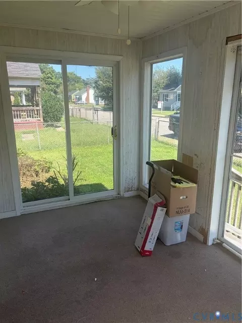 402 N 5th Ave, Hopewell, VA 23860