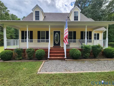 2744 Smokey Rd, Aylett, VA 23009