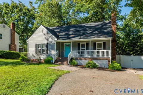 10008 Brittonwood Dr, North Chesterfield, VA 23237