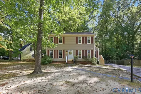 7717 Valencia Rd, Chesterfield, VA 23832