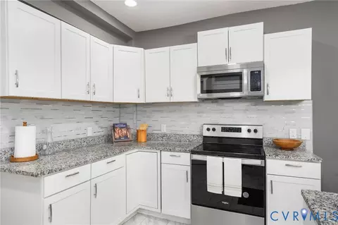 Kitchen - 209 E 15th St, Richmond, VA 23224 photo 4 of 4
