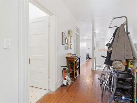 Entry Way - 30 S Davis Ave, Richmond, VA 23220 photo 1 of 3
