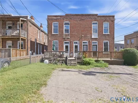 Exterior - 30 S Davis Ave, Richmond, VA 23220 photo 4 of 7