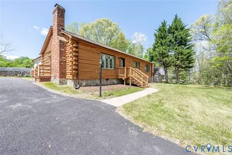 6631 Rural Point Rd, Mechanicsville, VA 23116
