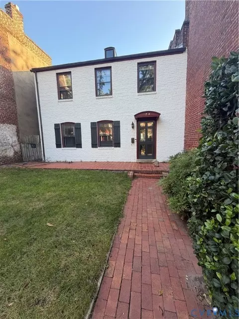 2714 E Broad St, Richmond, VA 23223