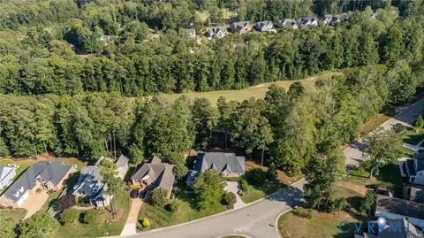 View/Area - 5901 Brickshire Dr, Providence Forge, VA 23140 photo 5 of 8