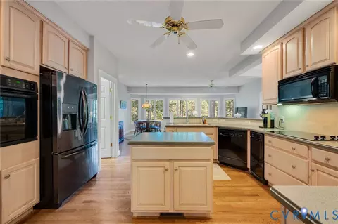 Kitchen - 5901 Brickshire Dr, Providence Forge, VA 23140 photo 3 of 3