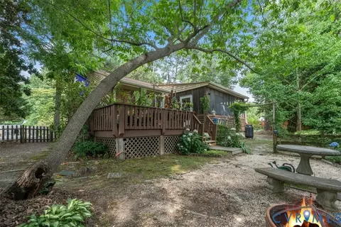 Exterior - 12203 Mckenna Cir, Midlothian, VA 23112 photo 9 of 18