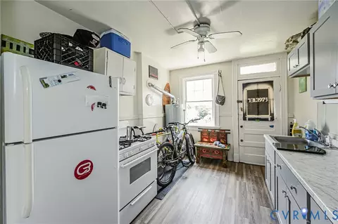 Kitchen - 1209 Wallace St, Richmond, VA 23220 photo 1 of 11