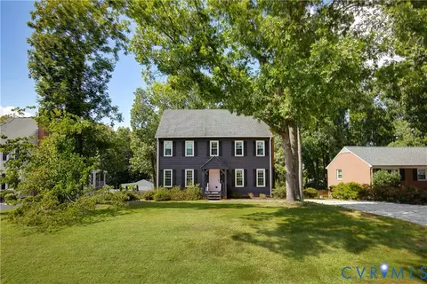8718 Privet Dr, Richmond, VA 23237